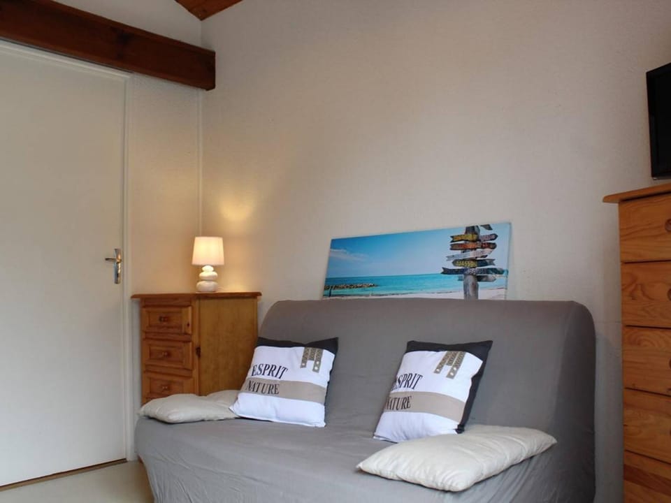 Appart 2 pièces proche plage Dolus-d'Oléron - FR-1-246A-1 Apartment in Nouvelle-Aquitaine