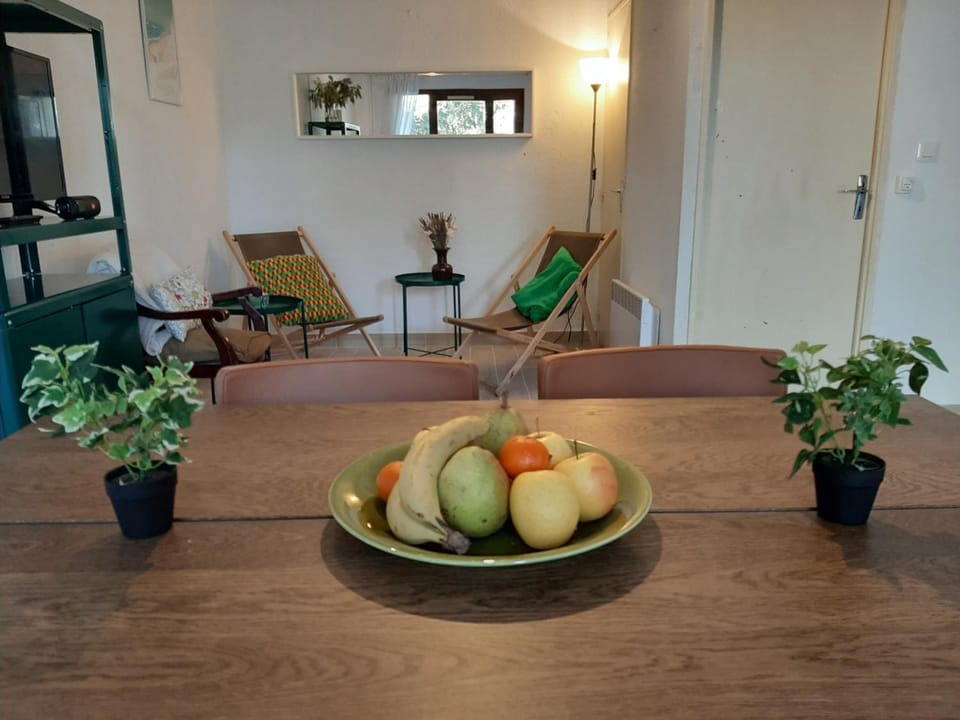 Maison rénovée avec terrasse à 700m des plages, marché et activités - Tennis et piste cyclable à 10m - FR-1-239-385 House in Seignosse
