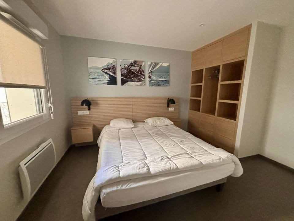 Appartement luxe 4 pers, bord de mer, balcon, piscine, animaux admis, parking, WiFi - FR-1-194-196 Apartment in La Tranche-sur-Mer