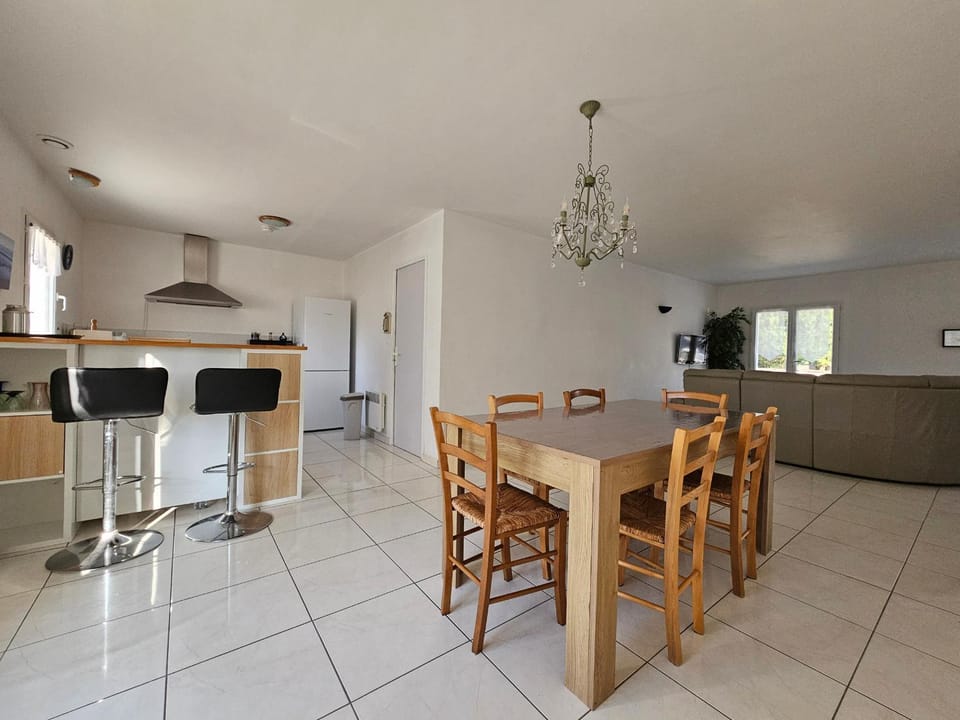 Villa lumineuse pour 6, proche plage et commerces - FR-1-476-26 House in La Faute-sur-Mer