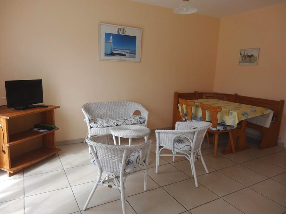 Maisonnette ensoleillée, à 100m de la plage, animaux sur demande - FR-1-476-45 House in La Faute-sur-Mer