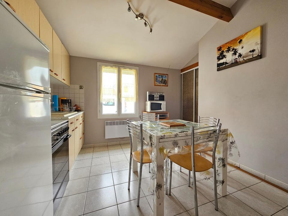 Maison Confortable pour 6 Personnes, Animaux Admis, Proche Plage - FR-1-476-63 House in La Faute-sur-Mer