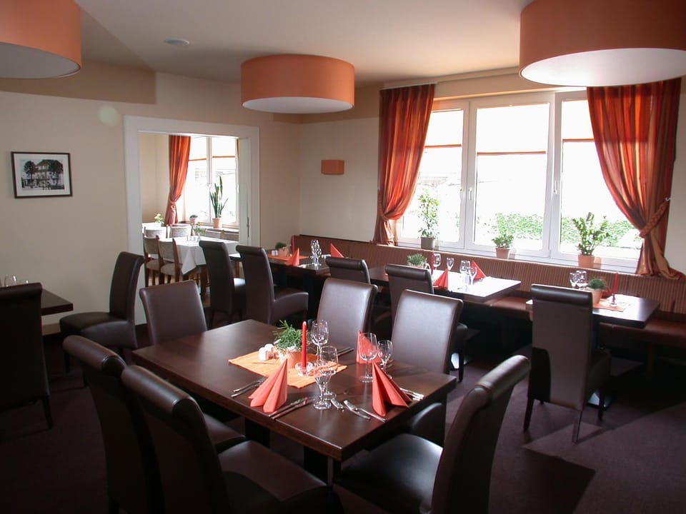 Restaurant/places to eat