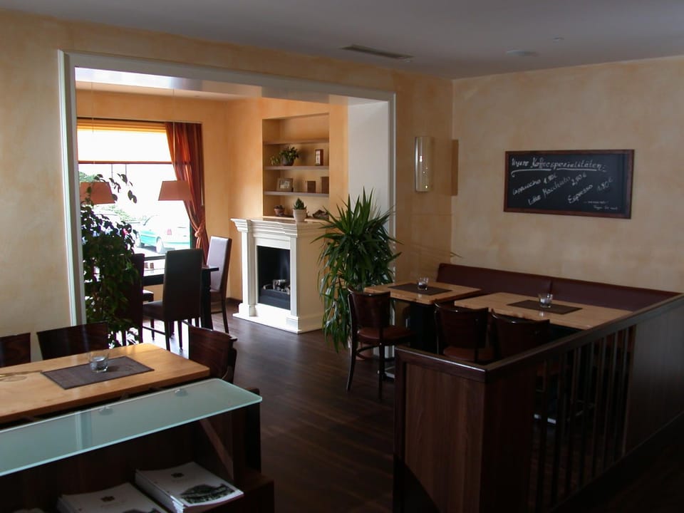 Restaurant/places to eat