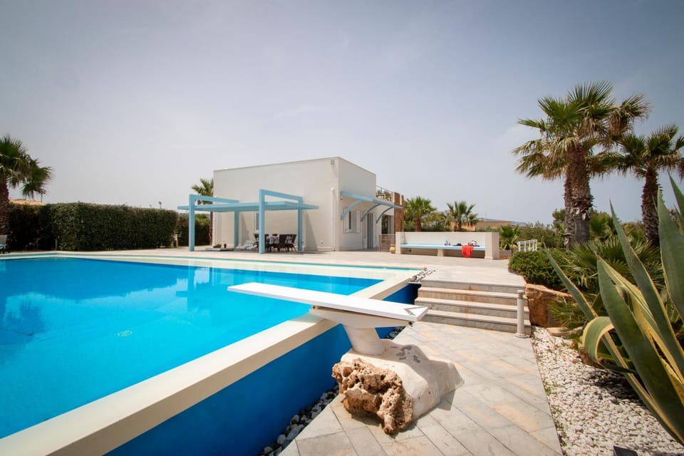 Villa Afrodite | Luxury Villa and Pool Villa in Sicily