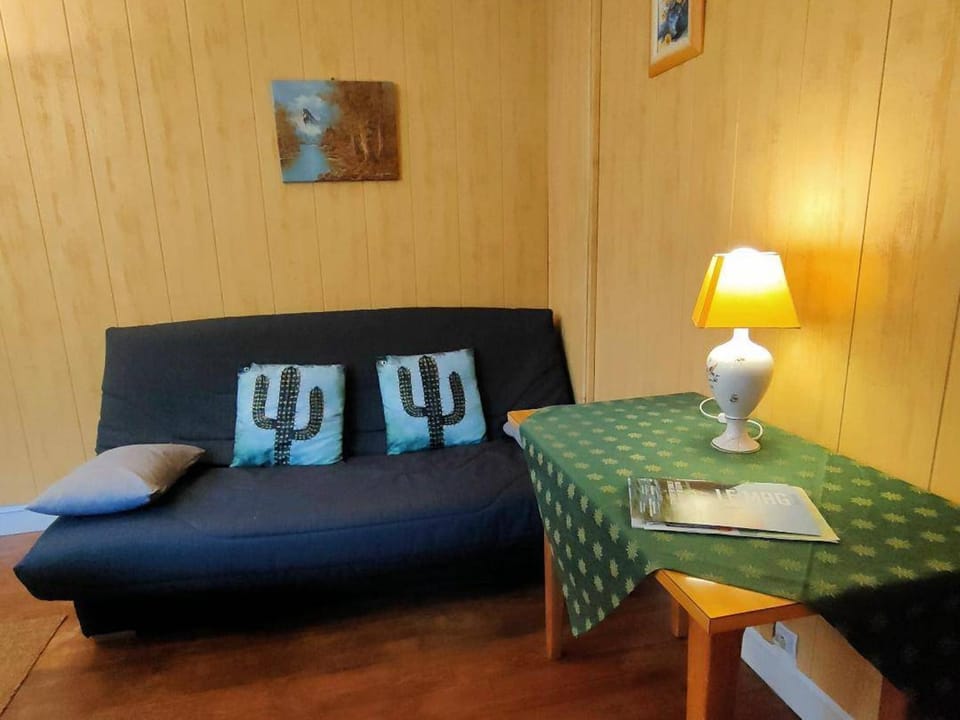 T3 proche télécabine à Cauterets pour 6 pers Cabin in Cauterets