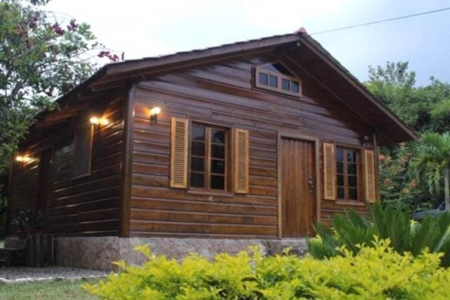 Hospedaje en el Lago Nature lodge in Cortés Department