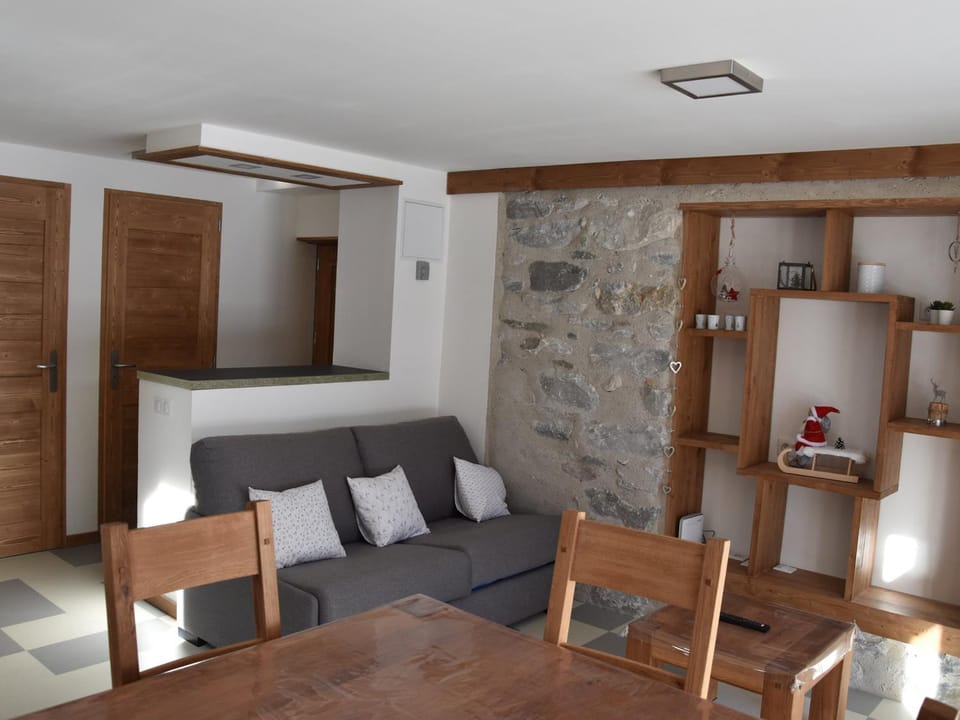 Beau 2 pièces neuf dans chalet à Pralognan - 4 pers - FR-1-464-142 Apartment in Pralognan-la-Vanoise