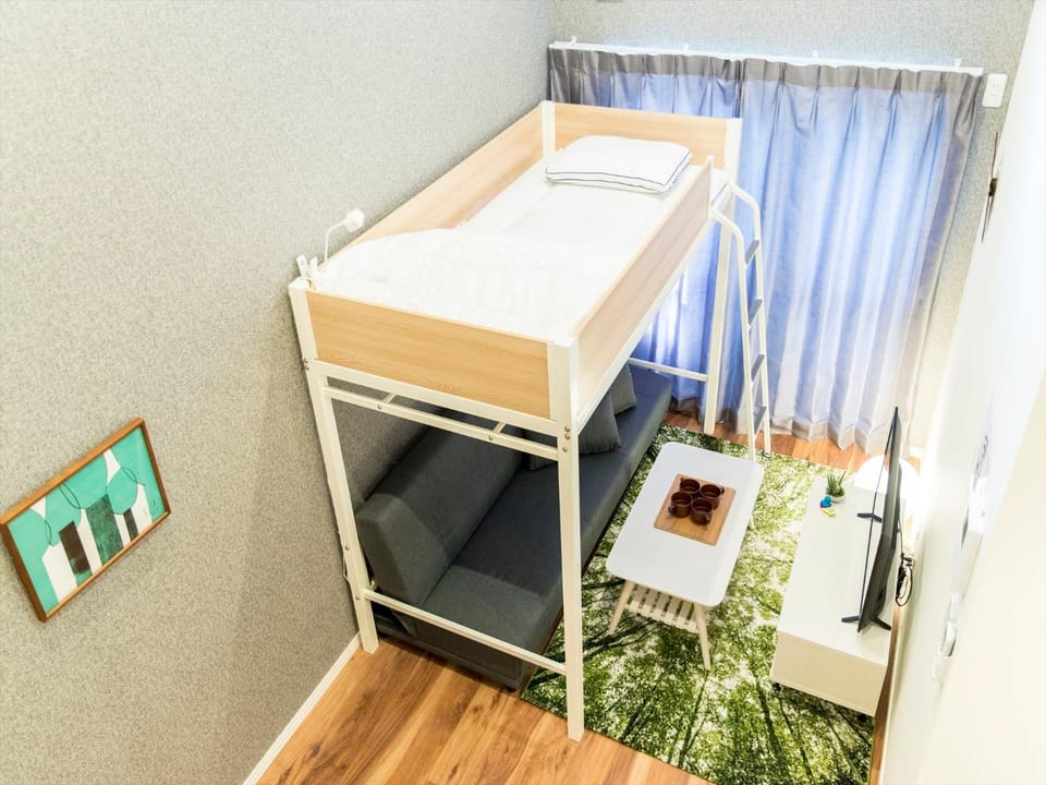 Living room, bunk bed