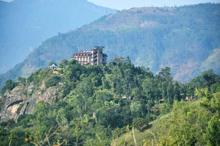 Nearby landmark, Natural landscape, Mountain view