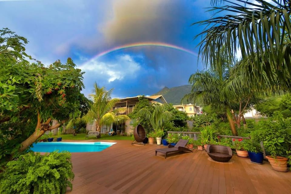 Property building, Day, Garden, On site, Swimming pool
