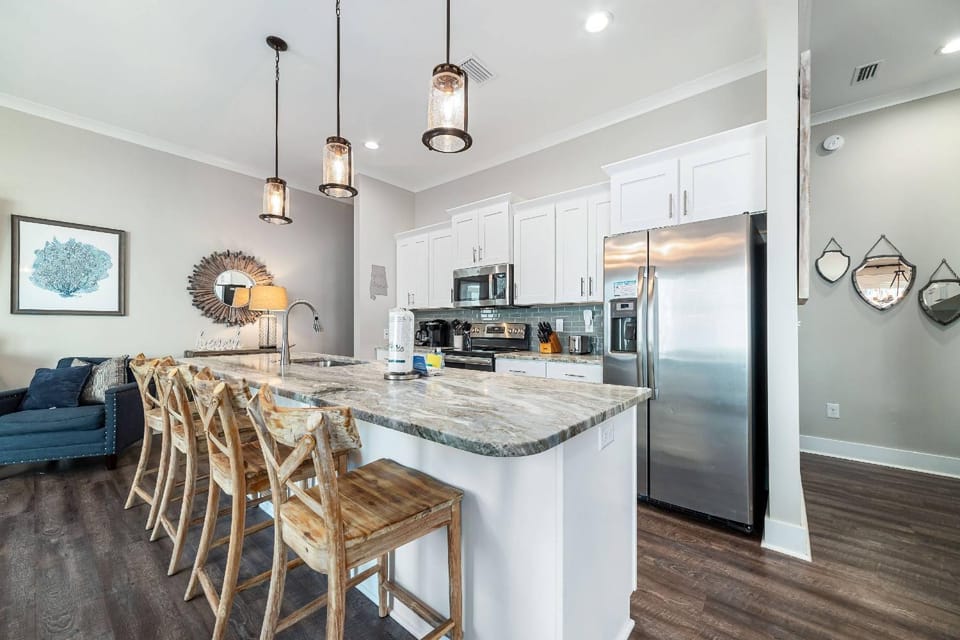 Latitude Adjustment House in West Beach