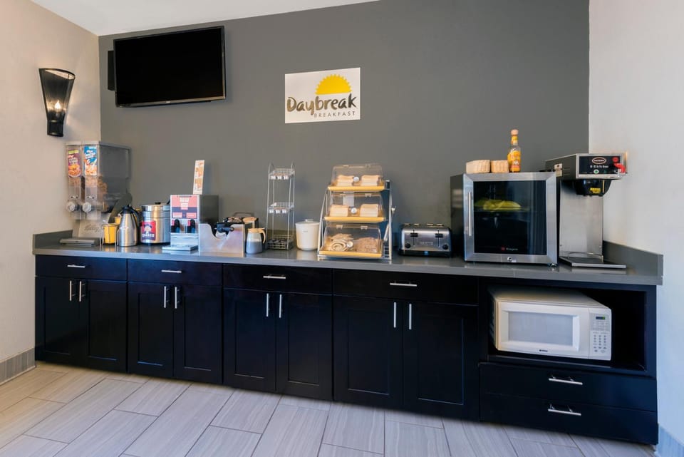 Food, Continental breakfast, Non alcoholic drinks