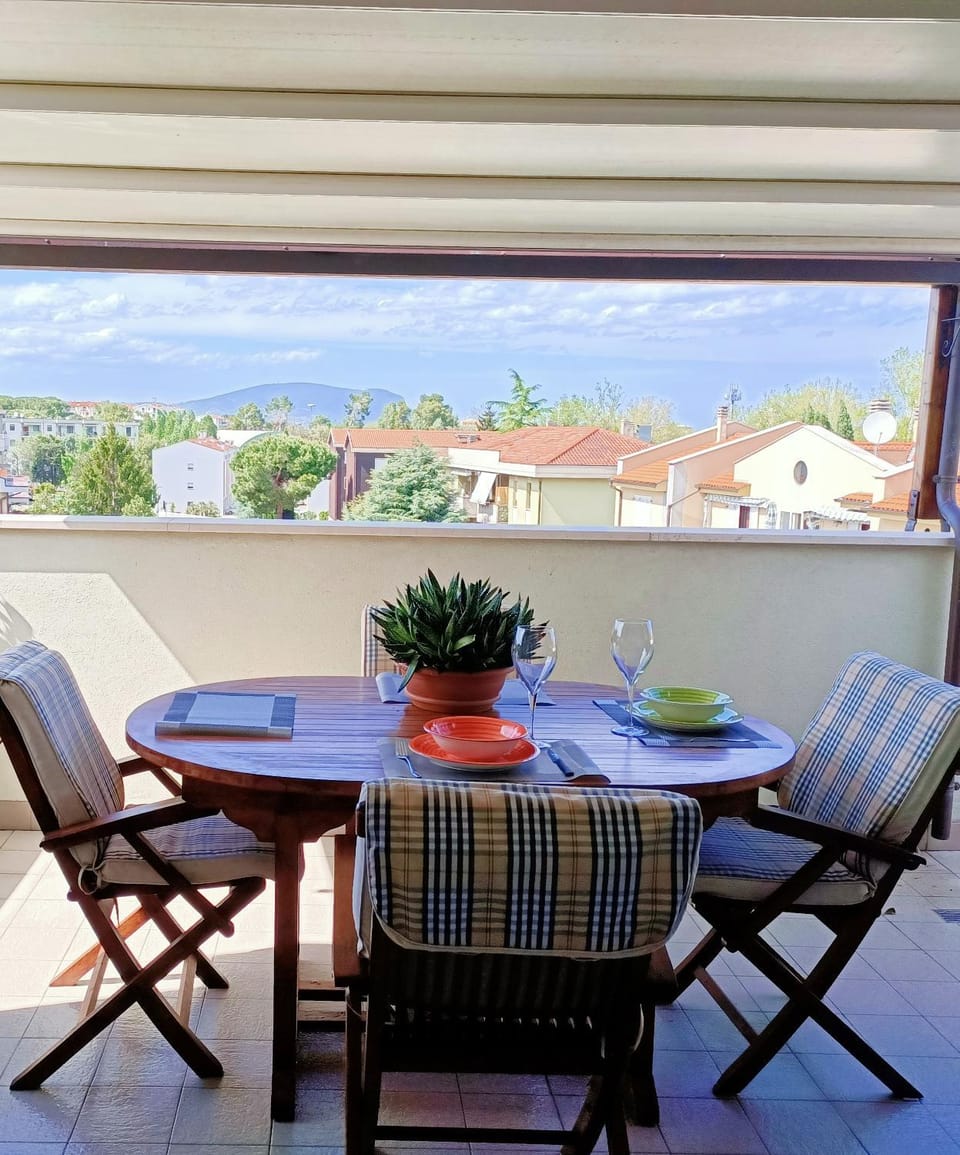 Balcony/Terrace, Balcony/Terrace