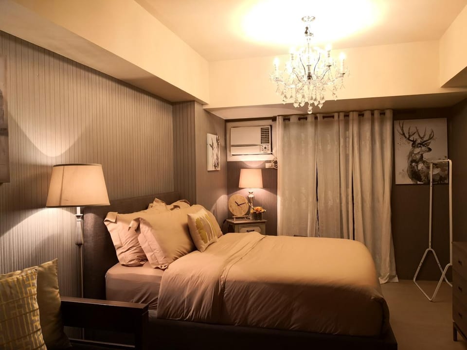 Centrio Tower Beside Ayala Studio Unit with Balcony 23 Apartment in Cagayan de Oro
