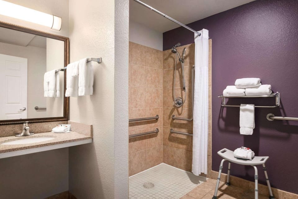 Bathroom, Photo of the whole room, On site, ADAM