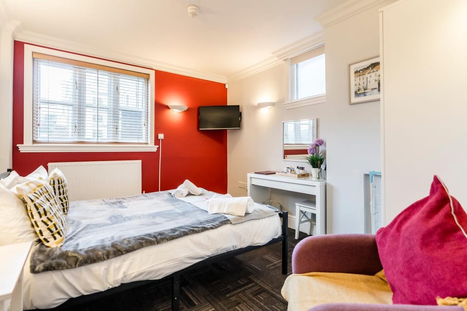 1 Riverside Apartments Bed and Breakfast in Norwich