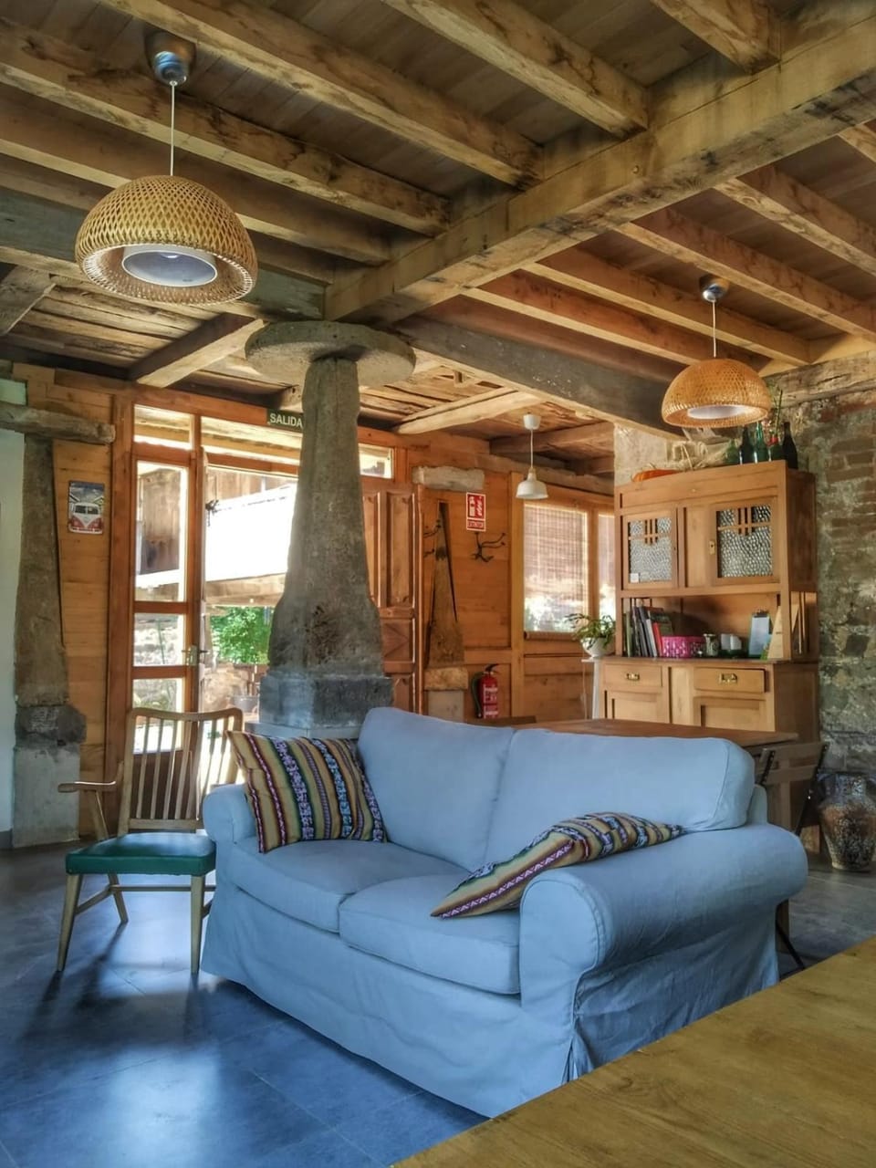 Living room, Lounge or bar