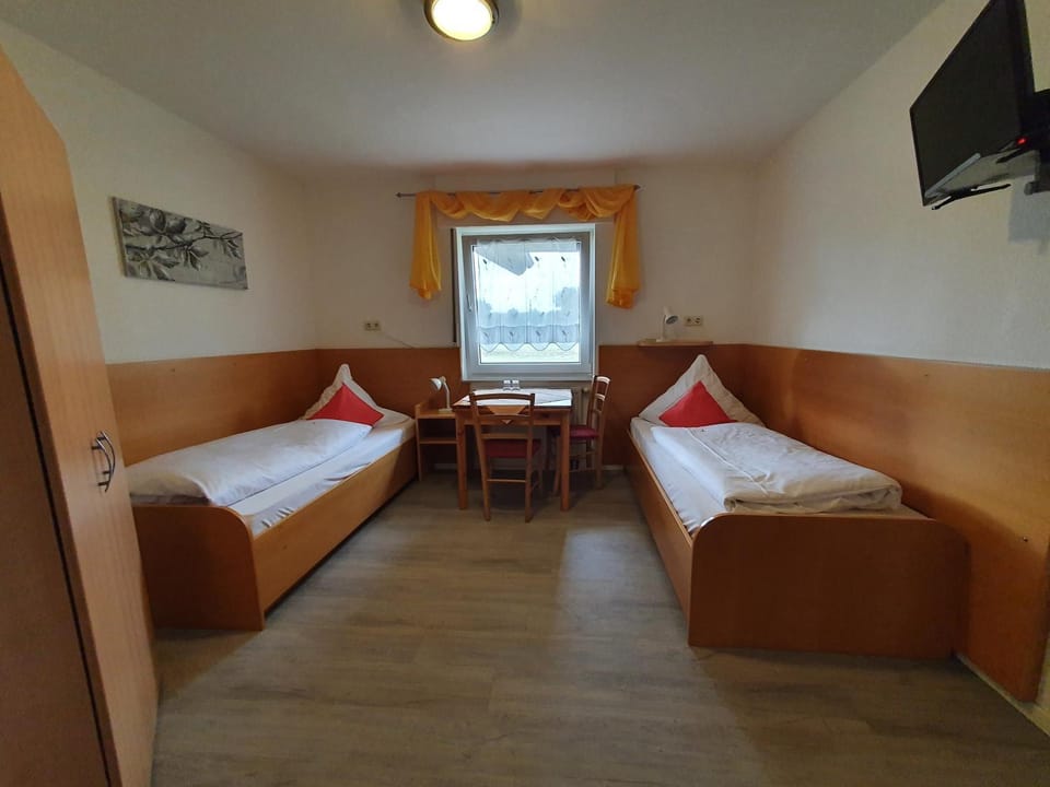 TV and multimedia, Bedroom