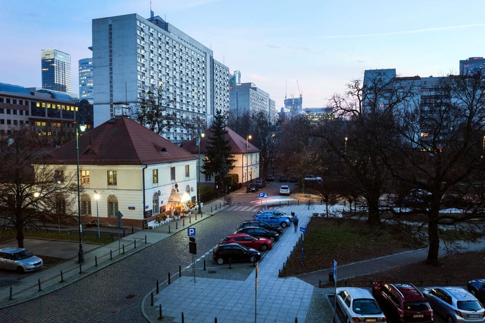 Neighbourhood, City view, Street view