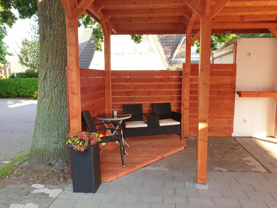 Inner courtyard view