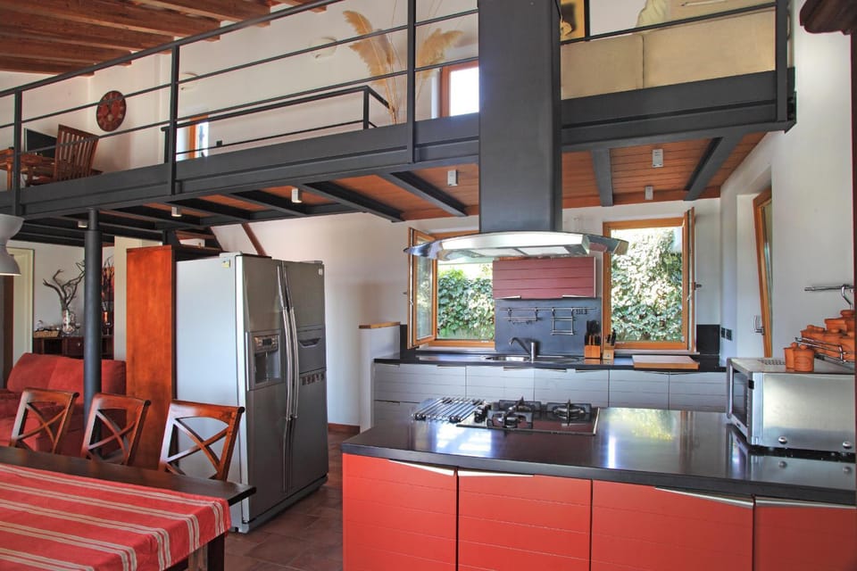 Kitchen or kitchenette, Living room, Dining area, pet friendly