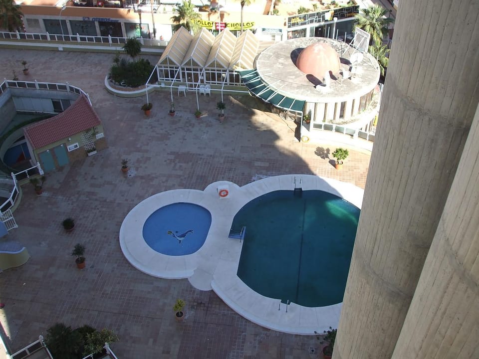 Bird's eye view, Swimming pool