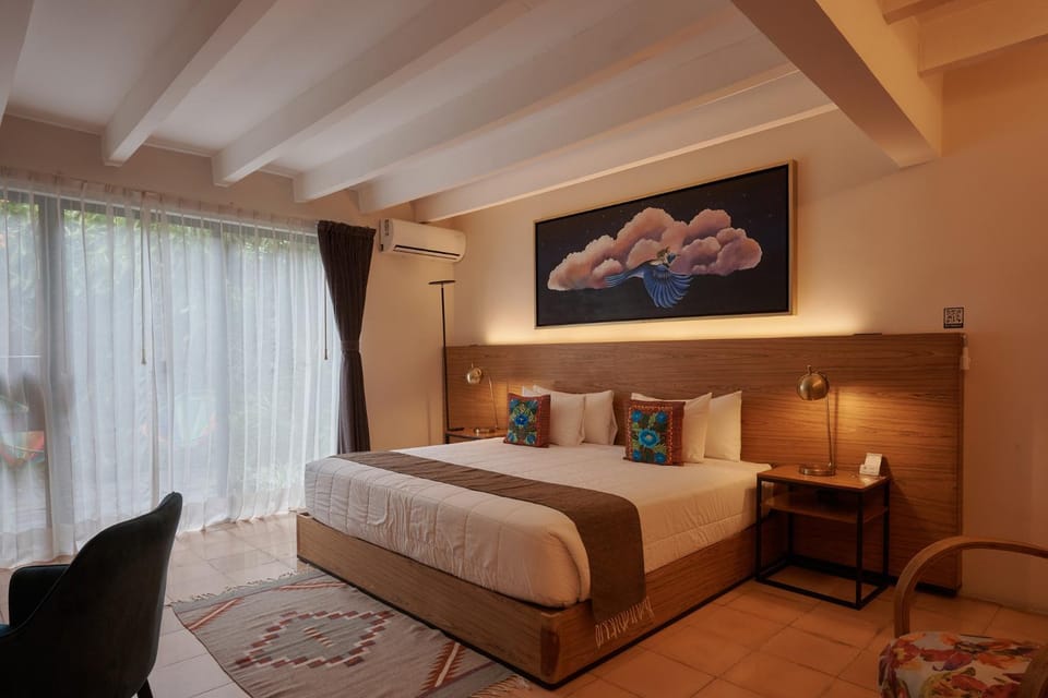 Bed, Photo of the whole room, Bedroom