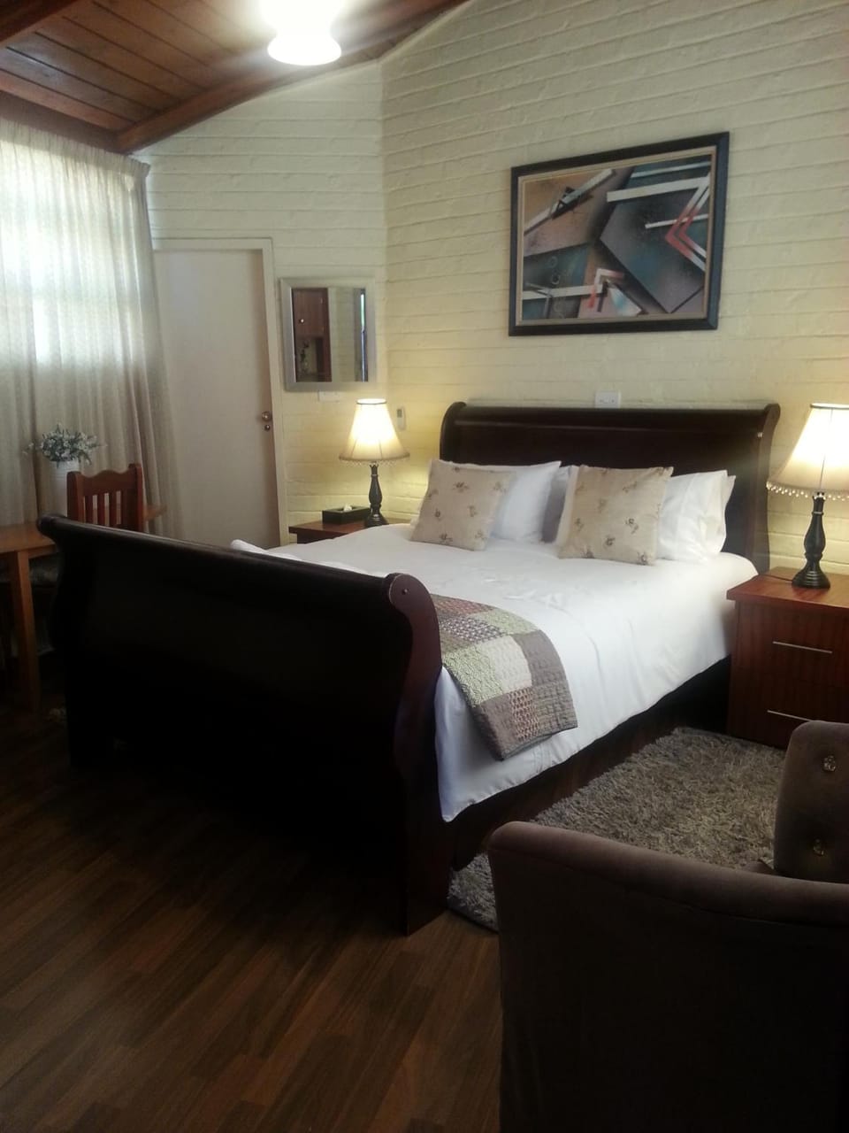 Photo of the whole room