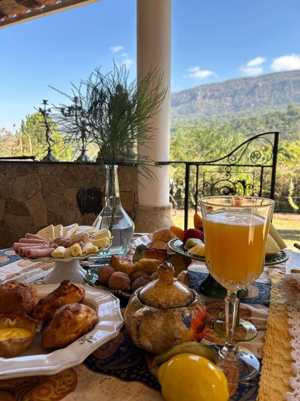 Patio, Food and drinks, Food and drinks, Breakfast, Continental breakfast