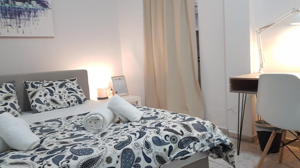 Palette Apartment Bamboo - Athens Center, 6 BD, 3 BATH Apartment in Athens