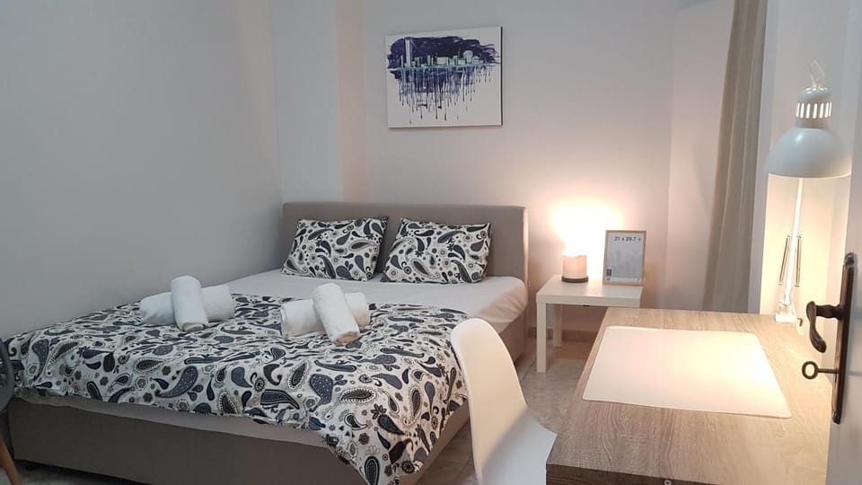 Palette Apartment Bamboo - Athens Center, 6 BD, 3 BATH Apartment in Athens