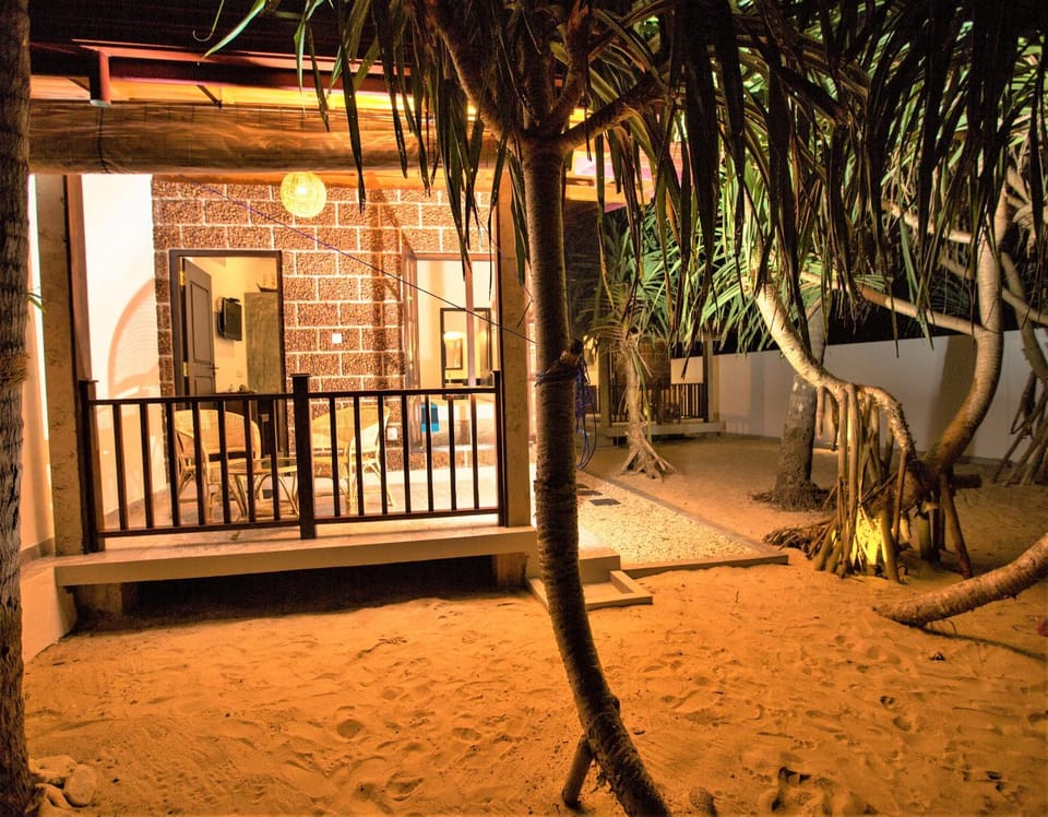Sea Shell Villa Hikkaduwa 2 Separate Cabanas Ocean Front Villa Villa in Southern Province