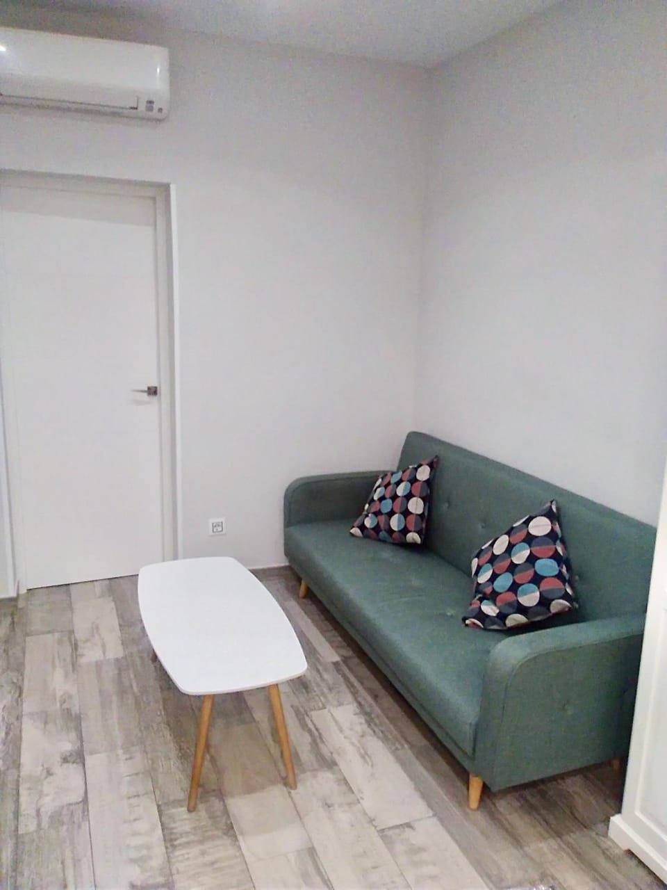 Apartamento estilo nórdico en Malasaña (Madrid Centro) Apartment in Centro
