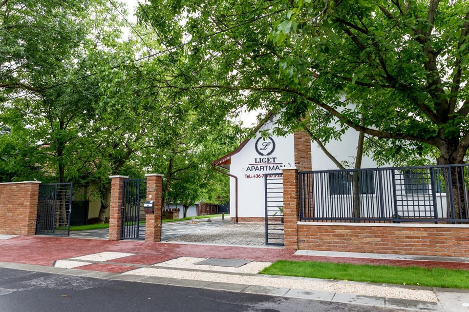 Liget Apartman Apartment in Hungary