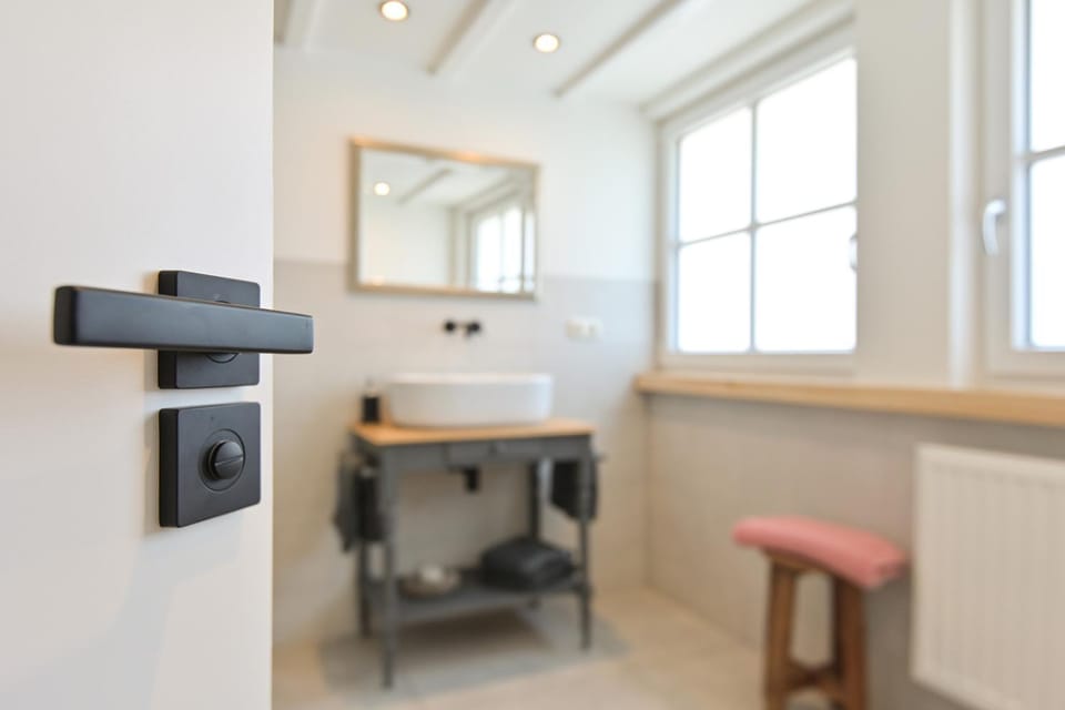 Toilet, Property building