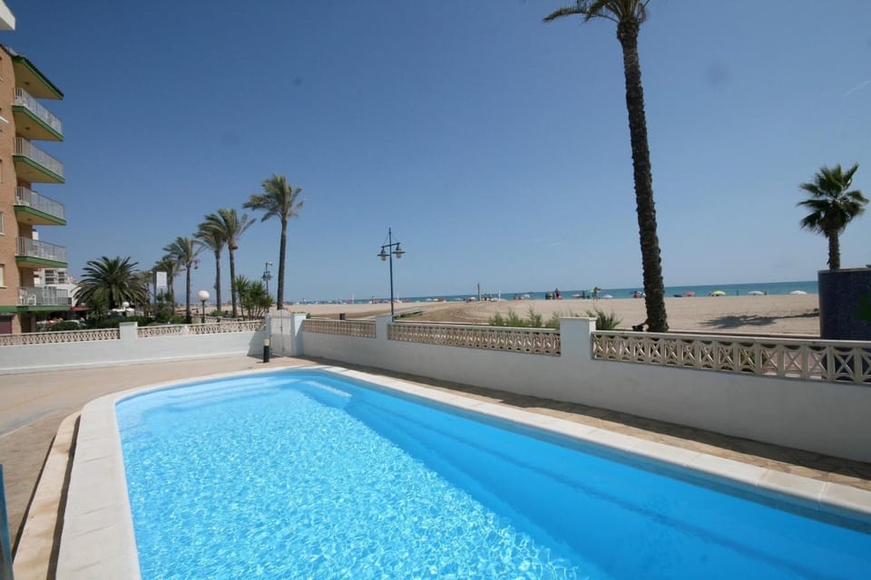 Pool view, Sea view, Swimming pool