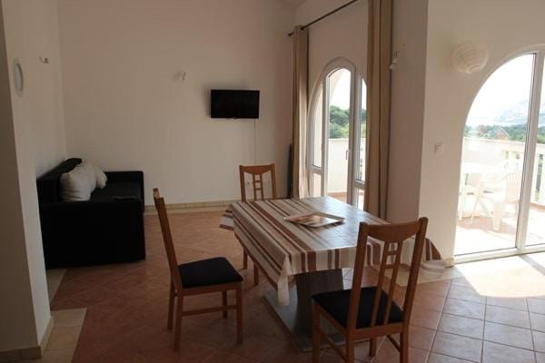 ARA-MARINA Apartment in Lika-Senj County