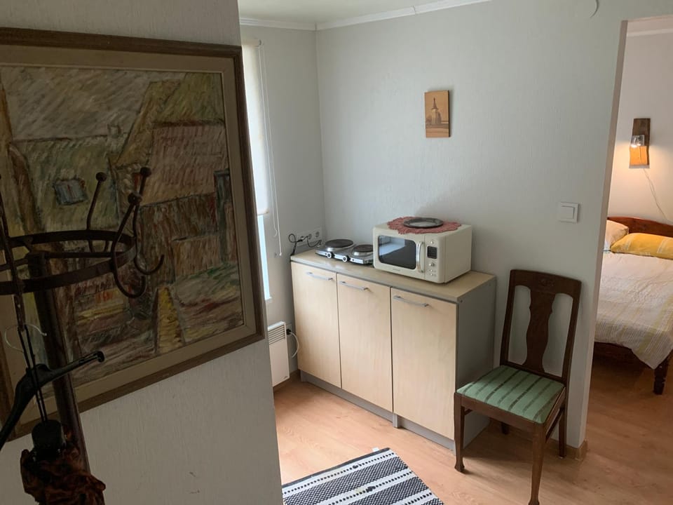 Piiri 12, white Apartment - 2 big beds - Very Cute Apartment Apartment in Estonia