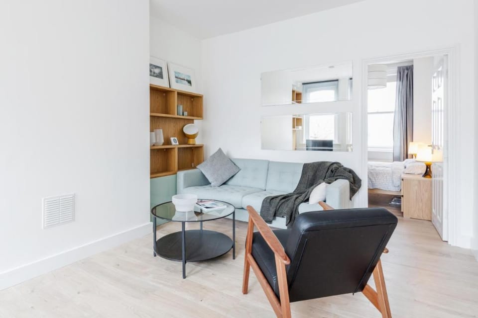 Live like a Londoner by TOWER BRIDGE Apartment in London Borough of Southwark