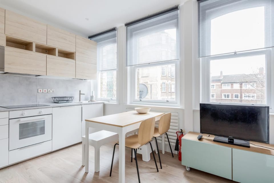Live like a Londoner by TOWER BRIDGE Apartment in London Borough of Southwark