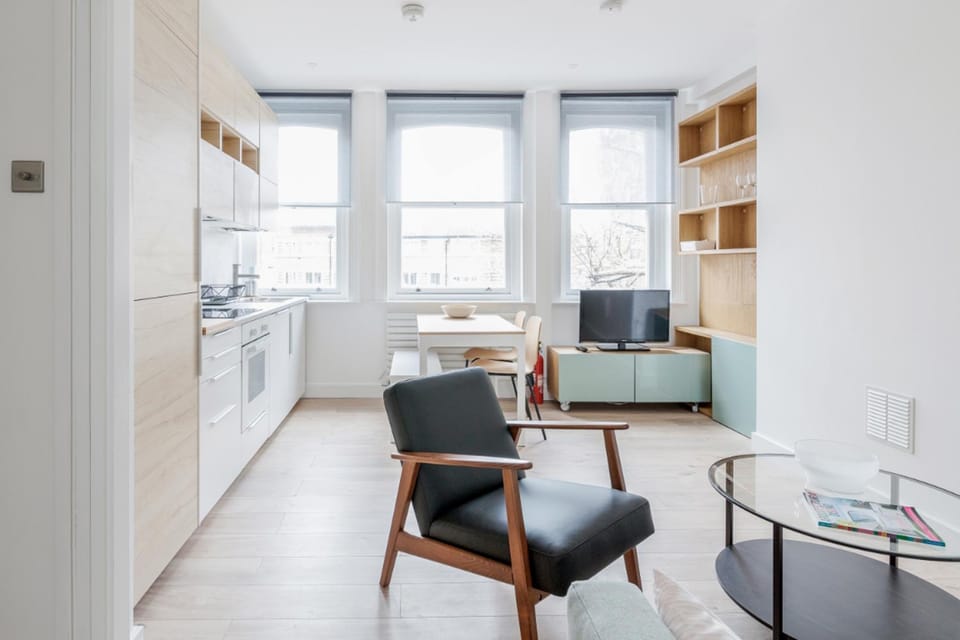 Live like a Londoner by TOWER BRIDGE Apartment in London Borough of Southwark