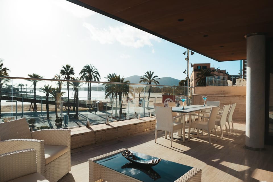 GRAND TERRACE APARTMENT in Puerto de Alcudia Apartment in Raiguer