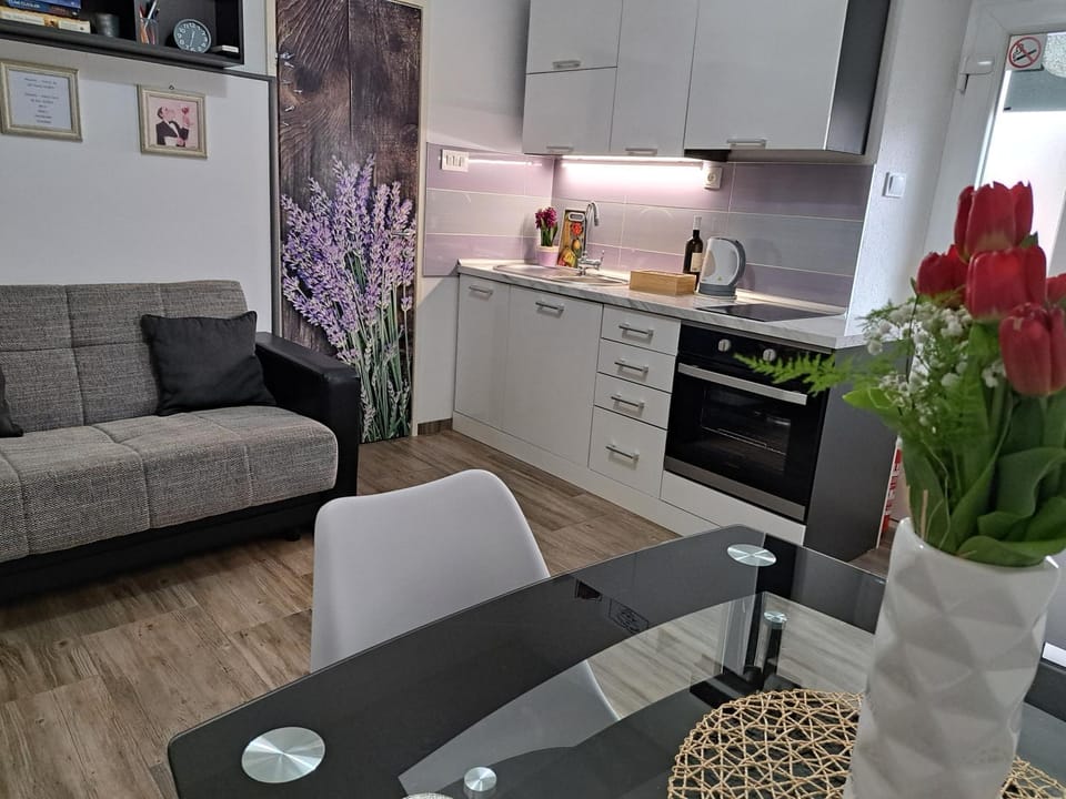 Kuća za odmor Eni **** House in Šibenik
