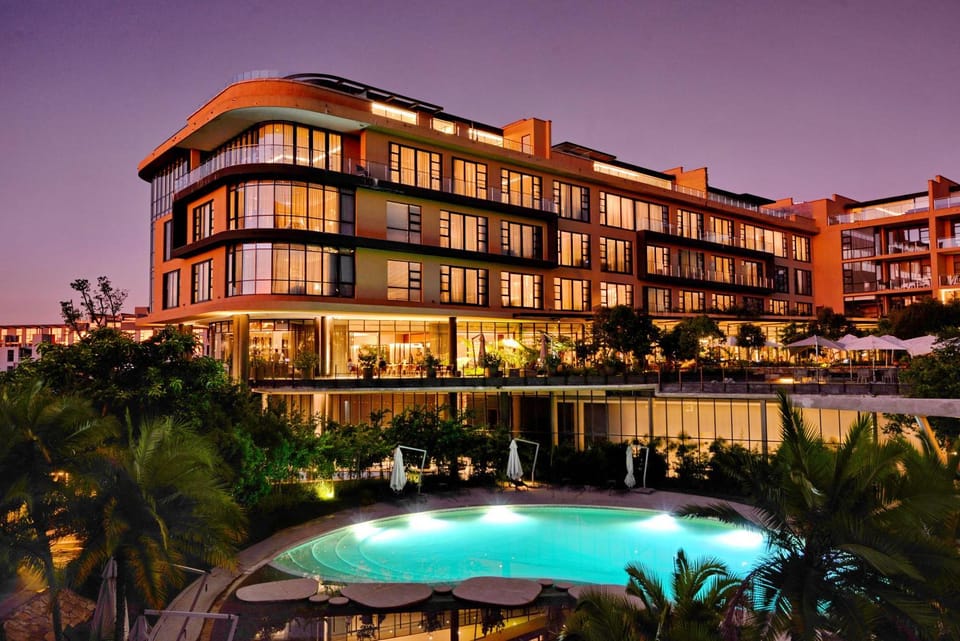 Property building, Swimming pool