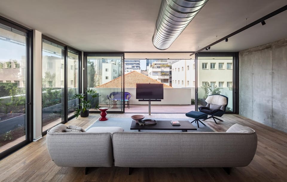 TV and multimedia, Balcony/Terrace, Seating area, City view