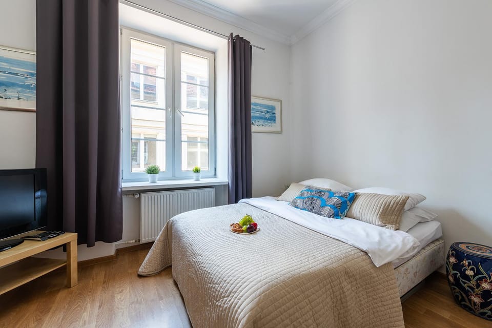 Living room, Bedroom