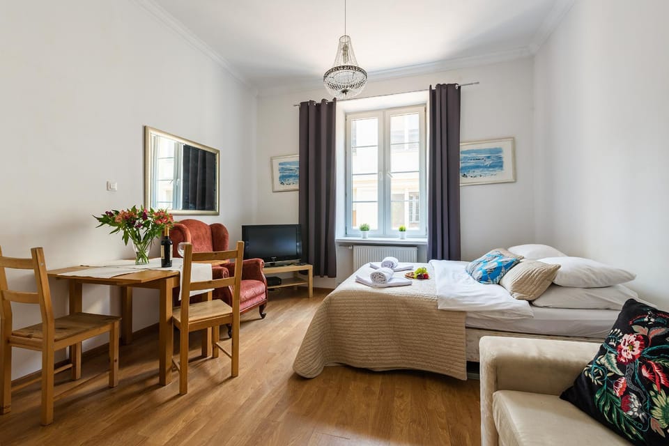 Living room, Bedroom