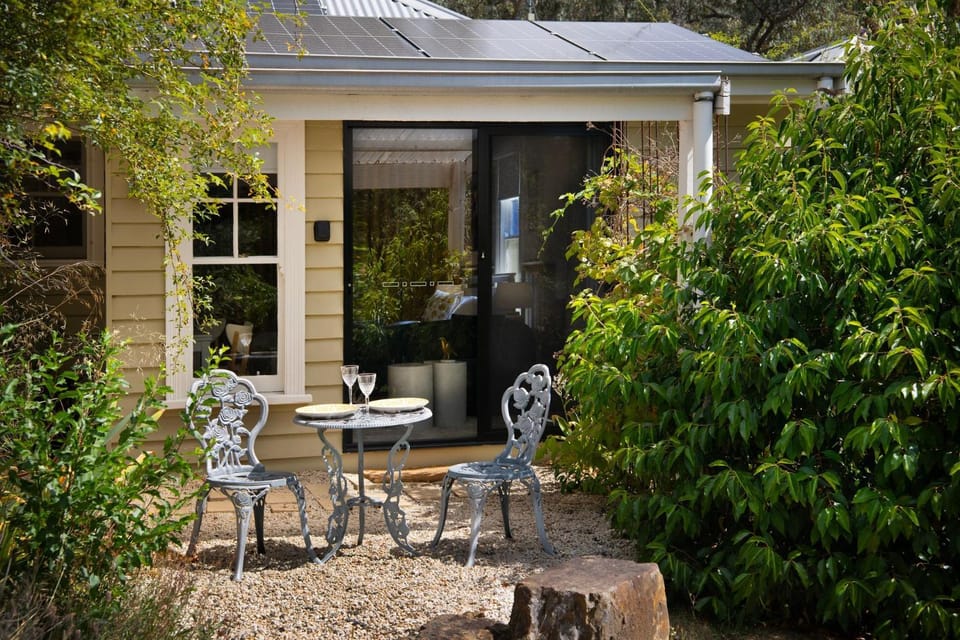 Koovelly Garden Studio- cosy retreat House in Daylesford