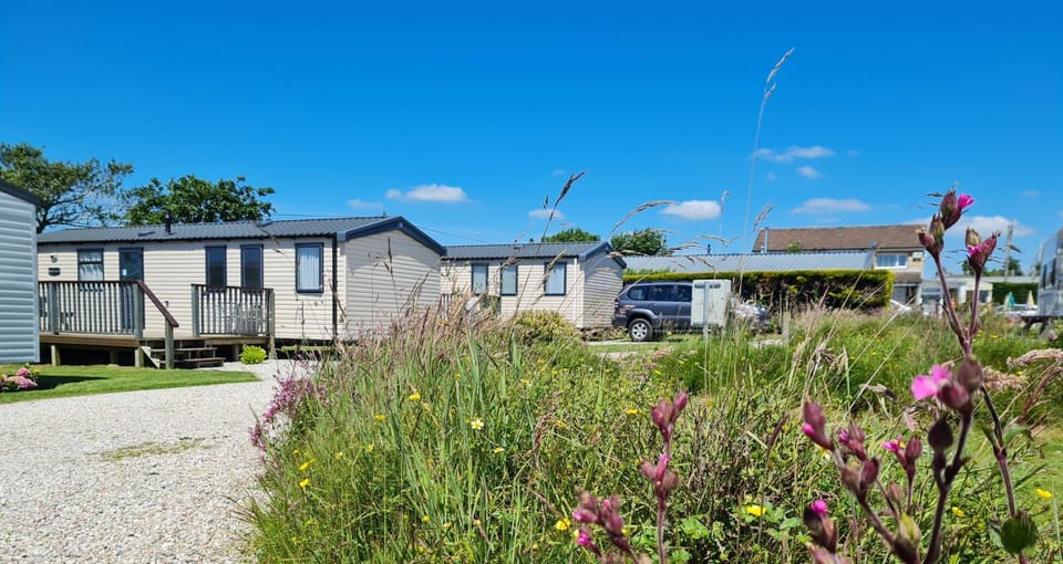 Property building, Garden